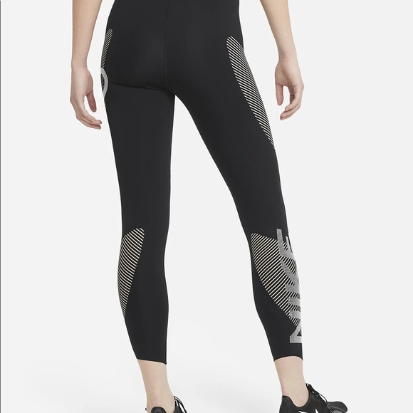 Nike Pro Dri-FIT Leggings - Picture 2 of 8